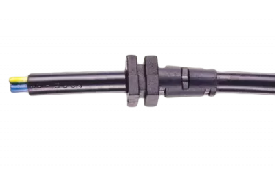Prensacables en PVC: Modelo PSCA01, Cables de alimentación con clavija